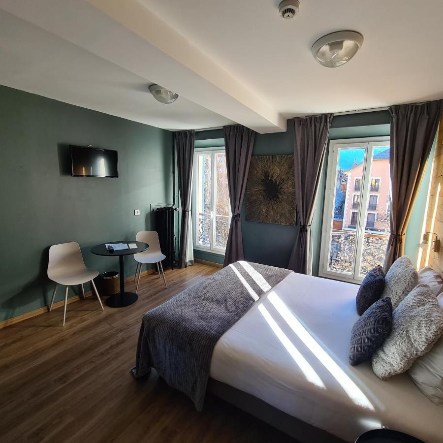 Le Grand Hotel Барселонет Екстериор снимка