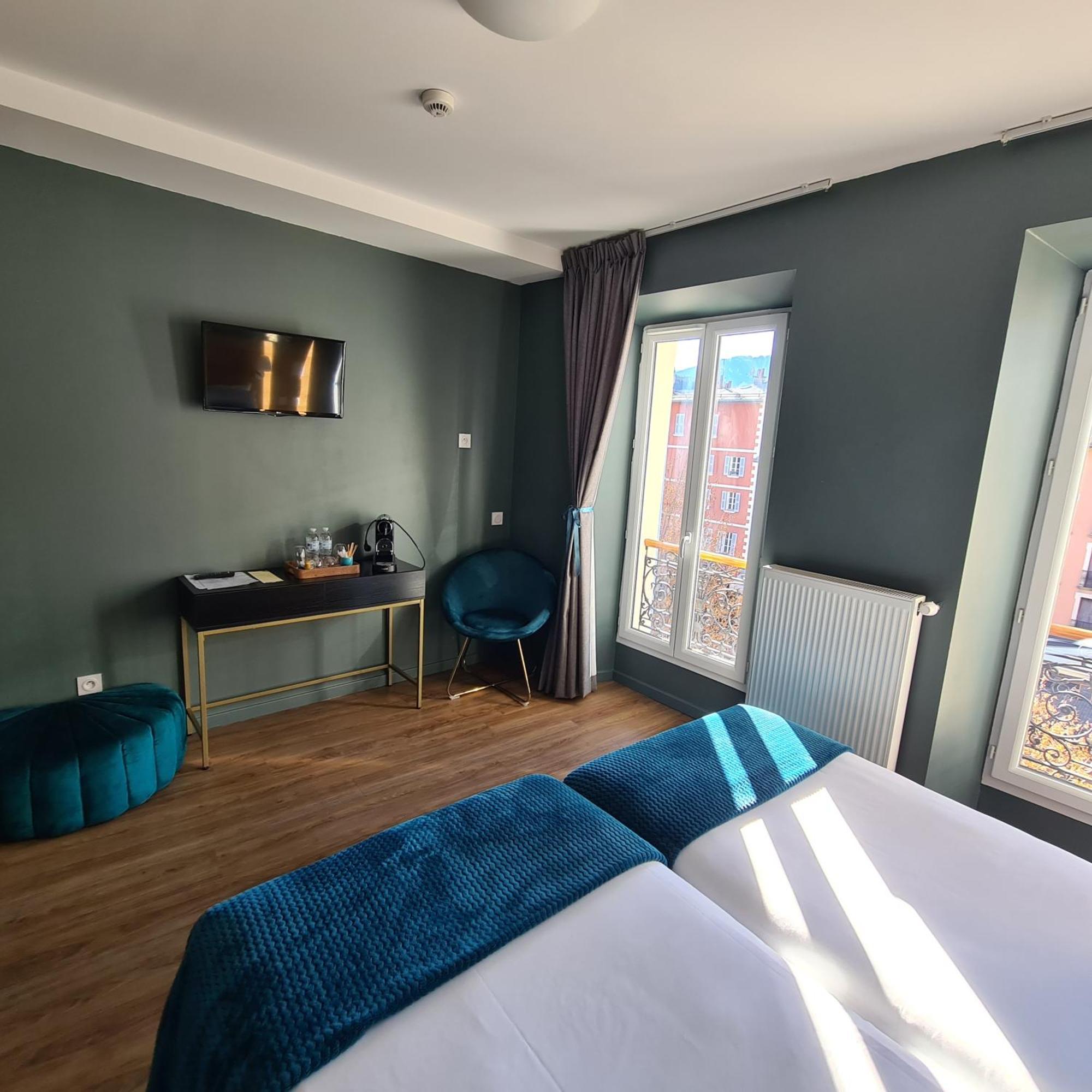 Le Grand Hotel Барселонет Екстериор снимка